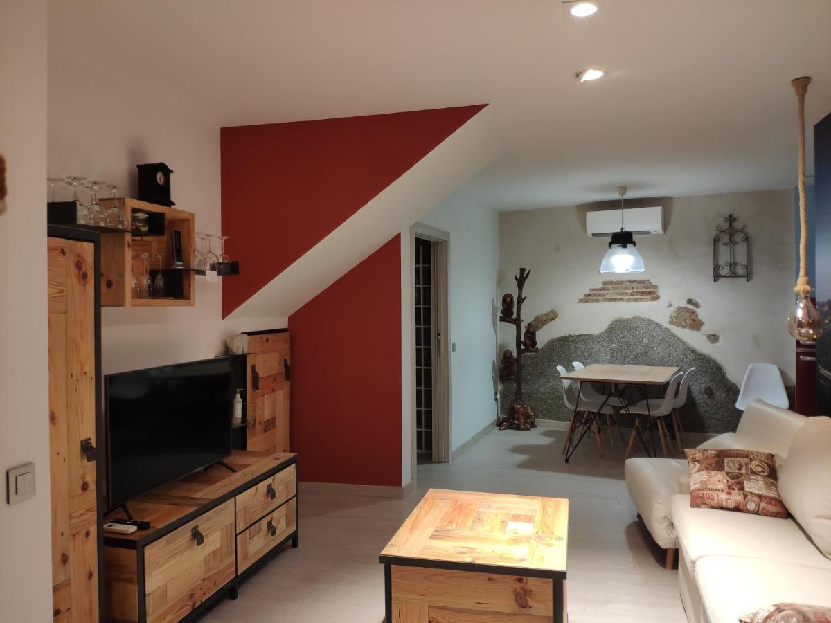Tres Monos Apartament Àvila